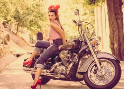 Dziewczyna, Motocykl