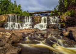 Wodospad, Kaskada, Rzeka, Most, Park, Minnesota, USA