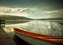 Kot, Pomost, Łódź, Jezioro