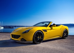 Żółte, Ferrari, California, Jezioro, Żaglówki, Molo