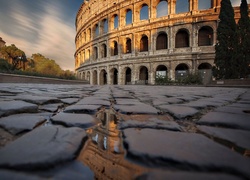 Rzym, Koloseum, Bruk