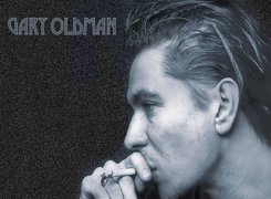 Gary Oldman,papieros, ręka
