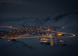 Grenlandia, Miasto, Nocą, Zima, Góry