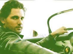 Eric Bana,auto, kierownica