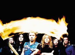 Iron Maiden,zespól, ogień