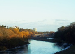 Rzeka, Drzewa, Miasto, Niebo