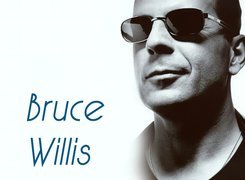 Bruce Willis, usta, okulary