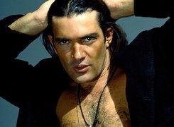 Antonio Banderas,rozpięta, marynarka