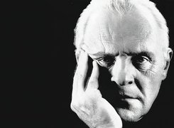 Anthony Hopkins,głowa, ręka