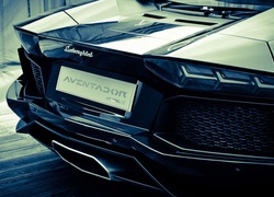 Czarne, Lamborghini, Avendator