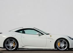 Ferrari, California, 2010, Biała