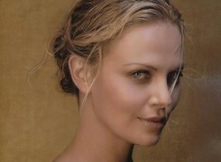 Charlize Theron,upięte, włosy