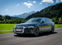 Samochód, Audi A4