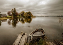 Jezioro, Stara, Łódka, Pomost, Kaczka, Drzewa, Budynki, Odbicie