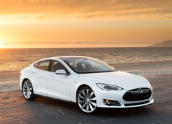 Tesla P85d