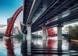 Most, Czerwony, Łuk