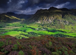 Góry, Dolina, Niebo, Roślinność, Kraina Lake District, Kumbria, Anglia
