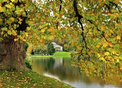 Park, Jezioro, Drzewa, Rezydencja, Stourhead, Anglia, Jesień