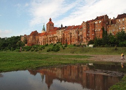 Miejsca, Grudziądz, Błonia Wiślane, Spichrza, Zabytki