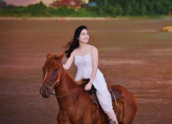 Kobieta, Brunetka, Koń