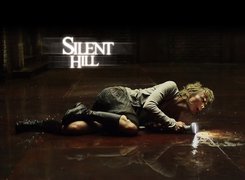 Silent Hill, Radha Mitchell, leży, latarka