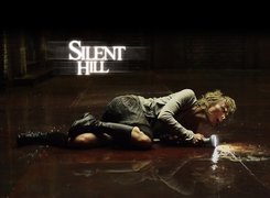 Silent Hill, Radha Mitchell, leży, latarka