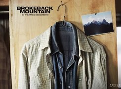 Brokeback Mountain, koszule, wieszak