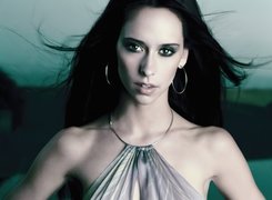 Jennifer Love Hewitt, kolczyki