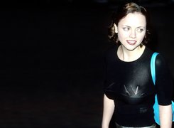 Christina Ricci, czarna, bluzka