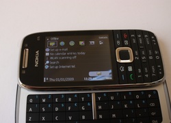 Nokia E75, Czarny, Srebrny, WLAN