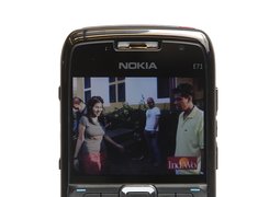 Nokia E71, Wyświetlacz, Srebrny