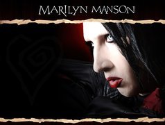 Marilyn Manson, Twarz