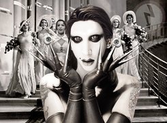 Marilyn Manson, Pazury