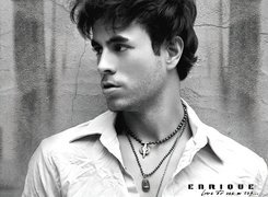 Enrique Iglesias, Naszyjniki