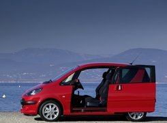 Peugeot 1007,lewy, bok