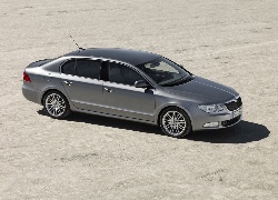 Srebrny, Skoda Superb, Piach