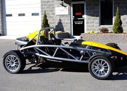 Ariel Atom, Siedziba, Firmy