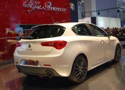 Alfa Romeo Giulietta, Salon, Genewa