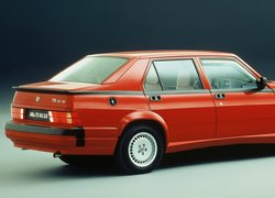 Alfa Romeo 75, V6