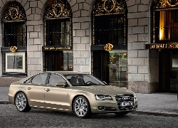 Audi A8 D4