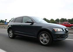 Audi Q5, Autostrada, Barierki