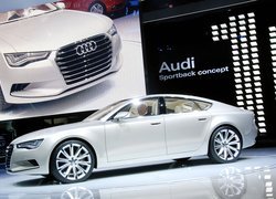 Audi A7, Lewy, Bok