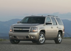 Chevrolet Tahoe, Lewy, Przód