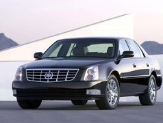 Cadillac DTS, Halogeny, Atrapa