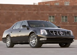 Cadillac DTS, Koła, Światła