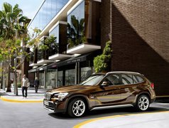 BMW X1, Miasto