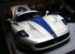 Prezentacja, Maserati MC12