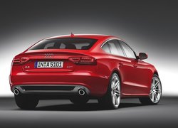Czerwone, Audi A5, 2.0T