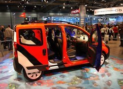 Citroen Nemo, Drzwi, Przesuwne