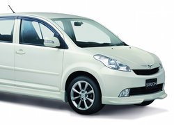 Białe, Daihatsu Sirion, Spojler